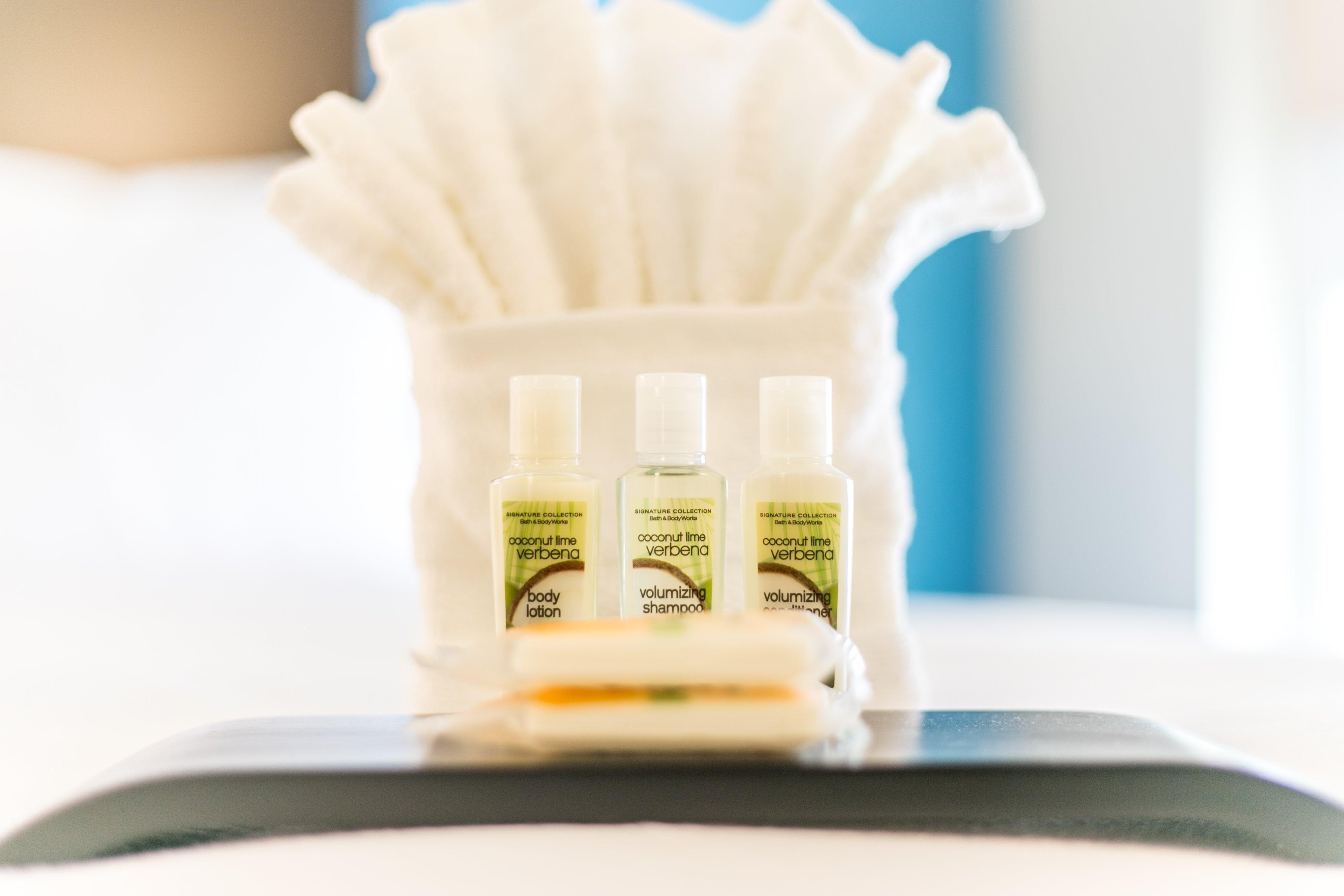 Hotel & By Ihg Chattanooga